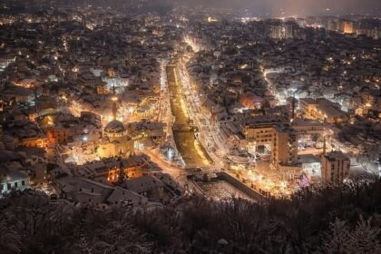 Neverovatan pogled na Prizren prekriven snegom
