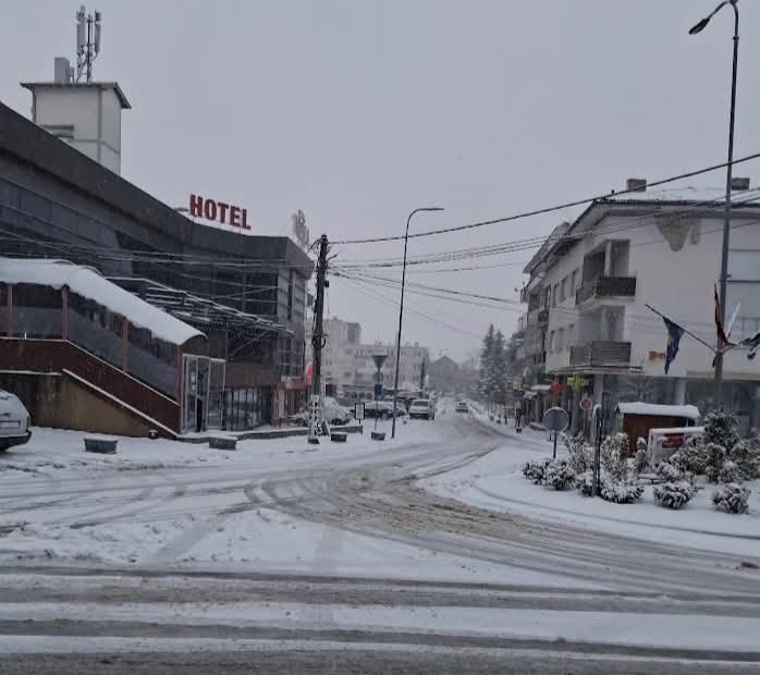 Temperature padaju na -10 °C vremenske prognoze danas na Kosovu očekuje se da prognoziraju oblake i…