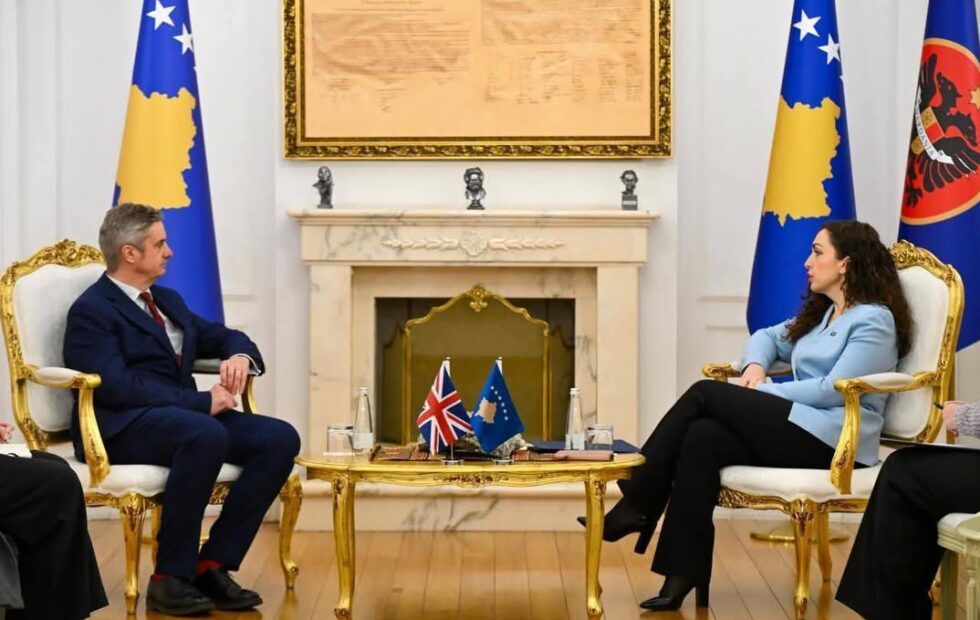 Vjosa Osmani je bio domaæin britanskom ambasadoru, razgovarao je o izbornom procesu i strateškom sporazumu predsednika Repuba…