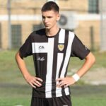 Jon Bagzak, perspektivni fudbalski talenat iz Opoa koji je istaknut sa UC Freedom U17 Jon Bajaku, poreklom iz sela…