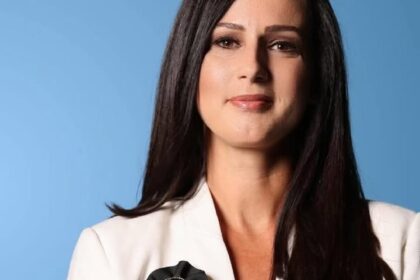 Trenželina Kastrati preuzima sledeće mesto PDK u Skupštini opštine Prizren posle puštanja zemlje iz Luljete…