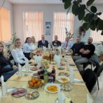 Drejtori i Zyrës së Punësimit në Dragash, Fitim Kurtishi, del në pension pas një karriere të shquar Z.Fitim Kurtishi,…