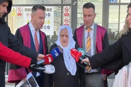 Majka dvojice blizanaca ubijenih u Prizrenu zahteva doživotni zatvor za članove porodice Miloš Plešković od žrtava…