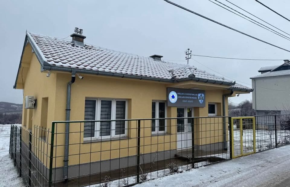 AMF na Kosovu obogaćen je medicinskim uslugama: Novi lekar najavio je stanovnike sela Kosovo i sela…