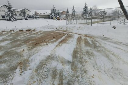 Posebno hvala na građanskoj posvećenosti čišćenju snega u školi FMFSesai Surroi Belobrad je već umro…