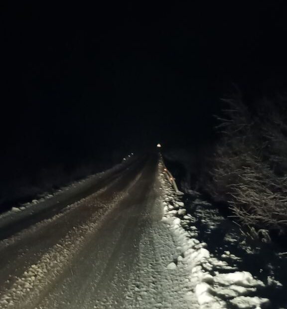 Pritužba stanara o stanju lokalnog trokanskog puta, Brut stanovnike obližnjih sela, koji često rasp…