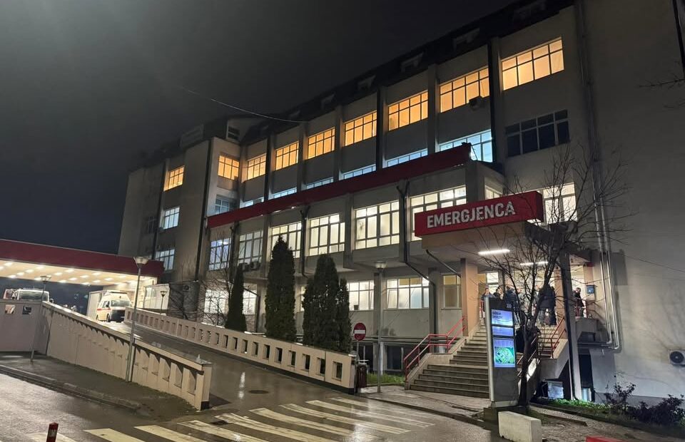Izuzetno Living Bunguk prenosi u QKUK nakon ranjavanja dva metka težak dogaðaj sa vatrenim oružjem je zamagljen…