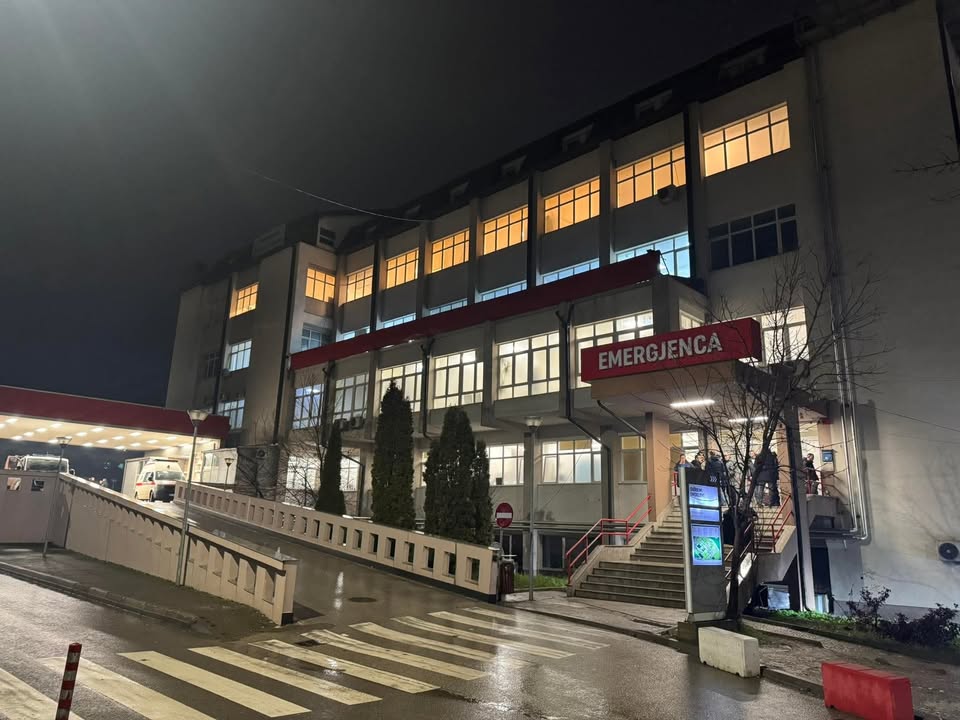 Izuzetno Living Bunguk prenosi u QKUK nakon ranjavanja dva metka težak dogaðaj sa vatrenim oružjem je zamagljen…