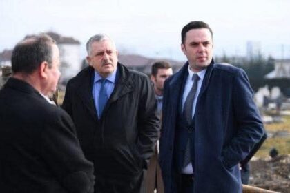 Agim Veliju traži ostavku i nove izbore u DSK: Teški gubici ne mogu biti prevaziđeni ćutanjem Iš-pokornika…