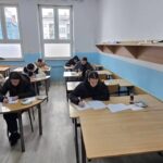 Në Komunën e Dragashit po mbahen garat e Fizikës Sot, në Komunën e Dragashit, po zhvillohen garat në lëndën e Fizikës…