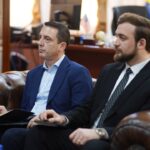 Kryetari Totaj takon Ambasadorin e Turqisë në Kosovë, diskutohen mundësitë për zgjerim të bashkëpunimit Kryetari i Ko…