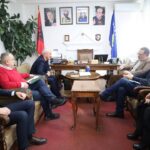 Kryetari Xheladini priti në vizitë zyrtare Shefin e Zyrës Rajonale të UNMIK-ut në Pejë Kryetari i Komunës së Dragashi…