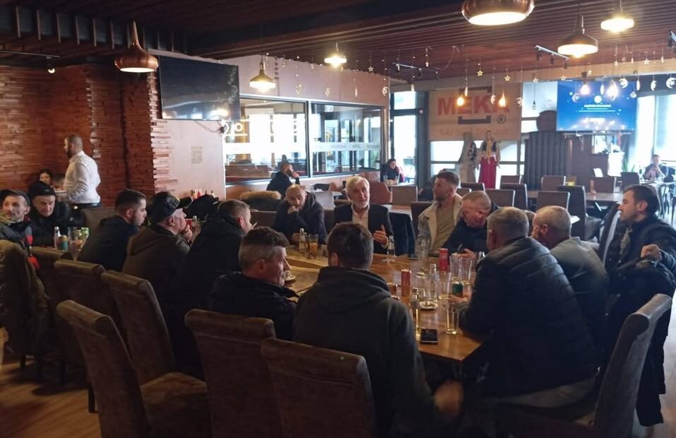Osnovani su novi objekti SDA u Dragašu Danas, na sastanku održanom u restoranu Meke u Dragašu, to je…