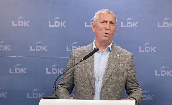 Prebrojavajući glasove, Anton Kvin oštro reaguje: ocrnio me je ličnost i izbor karijere poslanik…