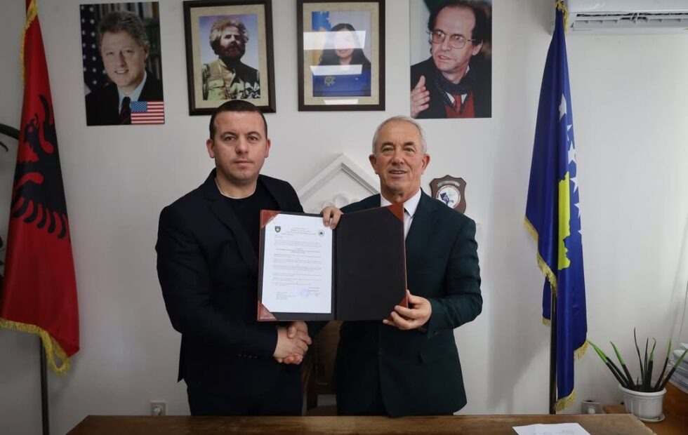 Bexhet Xhedeeni preimenuje Behara Brenolina direktora Direkcije za zdravlje i socijalnu dobrotu, predsednika komunista…