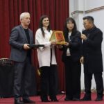 Nxënës nga Koreja sjellin shfaqje kulturore mbresëlënëse në Dragash Sot, në Shtëpinë e Kulturës “Abdurrahman Gërdella…