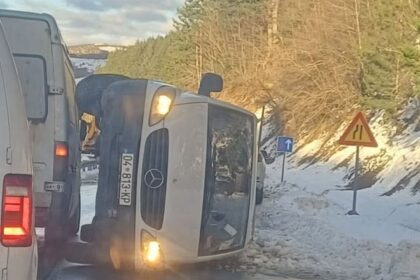 Nova nesreæa na ulazu u selo Rapch upozorava da se danas dogodila saobraæajna nesreæa…