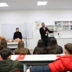 Maturantët e Shkollës “Ruzhdi Berisha” vizituan Kolegjin AAB Nxënësit e Shkollës së Mesme të Lartë “Ruzhdi Berisha” r…