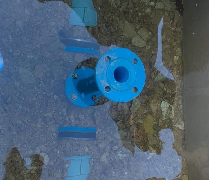 Defekt se podešava na vodovodnu mrežu u selu Breten nakon što se dobije defekt na rešetkastim bušotinama p…