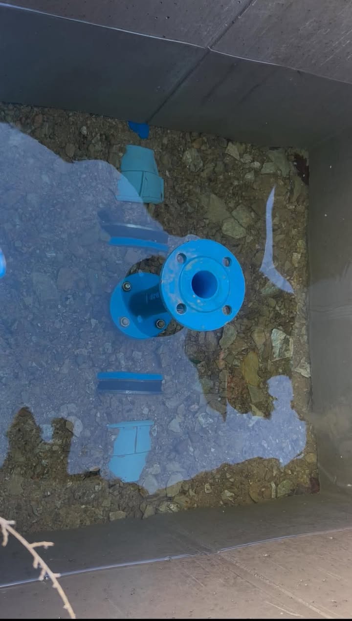 Defekt se podešava na vodovodnu mrežu u selu Breten nakon što se dobije defekt na rešetkastim bušotinama p…