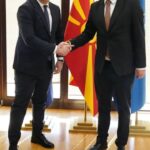 Dvostruki skandal u severnoj Makedoniji: sastanak bez albanskih i diplomatskih poklona sa Kosovom izbrisan sa mape Jedan…