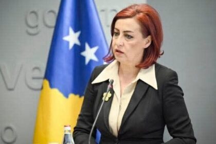 Akcija za manipulaciju glasanjem u Prizrenu uhapsila je komesara Emilije Redžepi u…