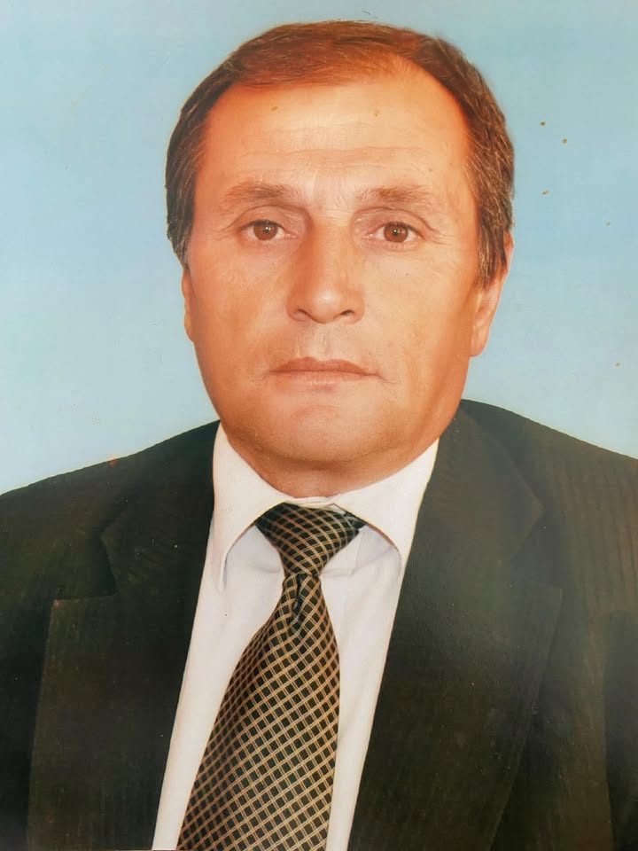 Bivši direktor i nastavnik Aledin Silejmani iz sela Kuk odvojen je od života bivšeg direktora i učitelja…