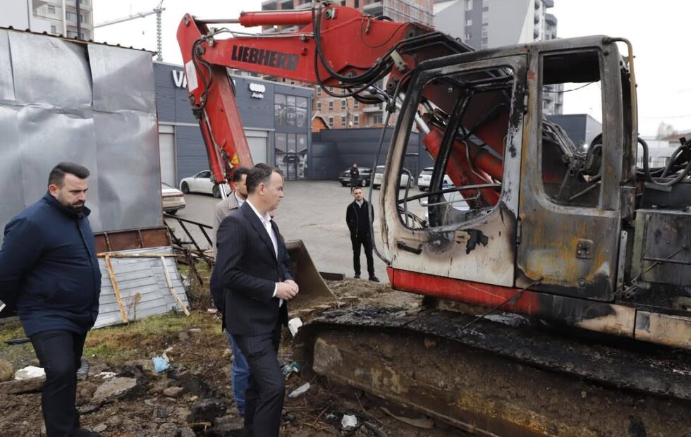 Iskopavačke brane u Mitrovici, Peći: Neće biti mira sa zločinom iskopavača jedne od kompanija da se suprotstavi…