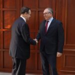 Gradonačelnik Totaj sastao se sa turskim ambasadorom na Kosovu, razgovara se o mogućnostima za proširenje saradnje, predsednikom Ko…