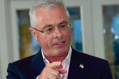 Hari Bajraktari: U Odboru za mir, Kosovo je dobilo devet de fakto priznanja Trampa da posreduje u zvaničnom…