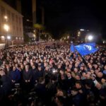 PAMJE NGA PROTESTA E OPOZITËS NË SHQIPËRI 👇