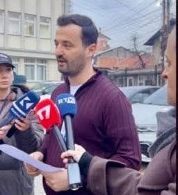 Pritvor potreban za 22 komesara i posmatraè za manipulaciju glasanjem u Prizrenskom sudu fondacije u Prizru…