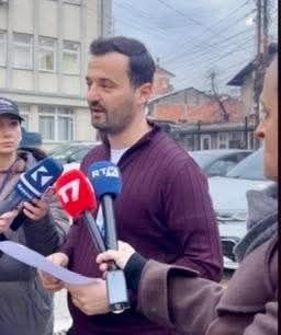 Pritvor potreban za 22 komesara i posmatraè za manipulaciju glasanjem u Prizrenskom sudu fondacije u Prizru…