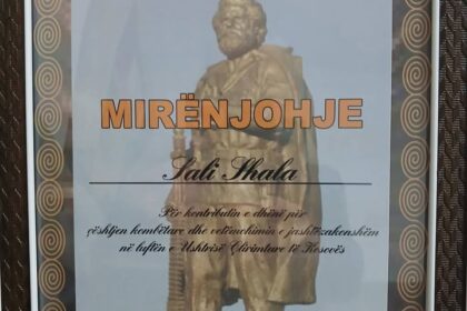 OVL OVL OVL deli zahvalnost za èetiri veterana u Sharr Asocijaciji veterana rata civilne vojske…