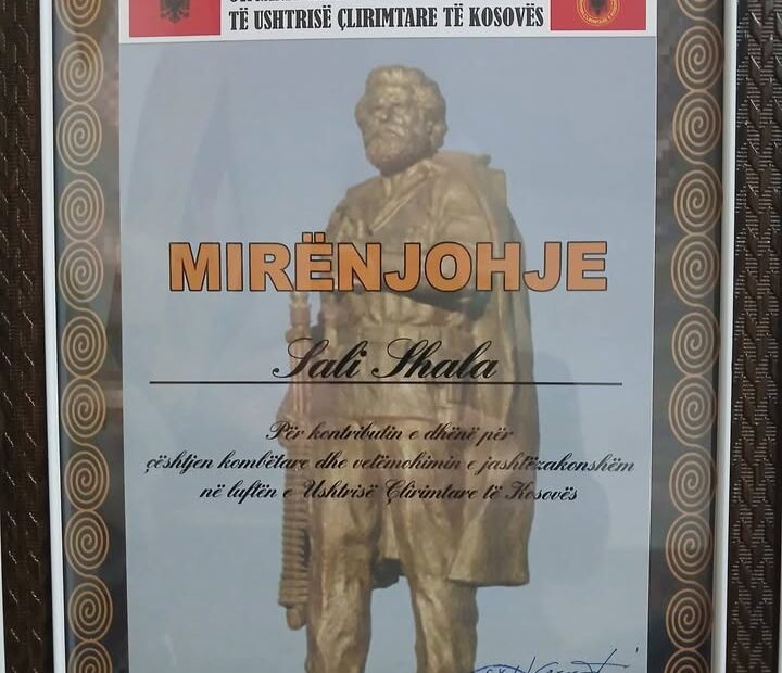 OVL OVL OVL deli zahvalnost za èetiri veterana u Sharr Asocijaciji veterana rata civilne vojske…