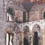 Hapet ekspozita “Kujtesa në fotografi” – dëshmi vizuale e shkatërrimit të xhamive gjatë viteve ’90 Sot në Prizren ësh…