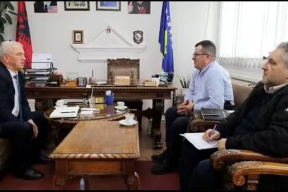 Gradonačelnik Kšedini bio je domaćin direktoru Regionalne kancelarije AKP u Prizrenu, gradonačelniku opštine Dragaš, Be…