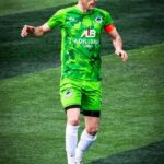 KF Opoja vraća bivšeg kapitena Behara Rifaja Fudbalski klub Opoja formalizovao je povratak bivšeg kapitena Behara Rea…