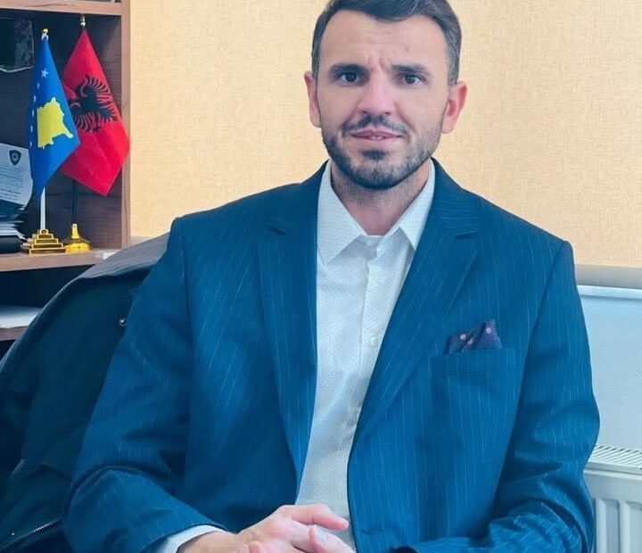 Armend Krasniqi je imenovan za direktora poljoprivrede u opštini Suhareka Armend Krasniqi od danas imenovan direktorom D…