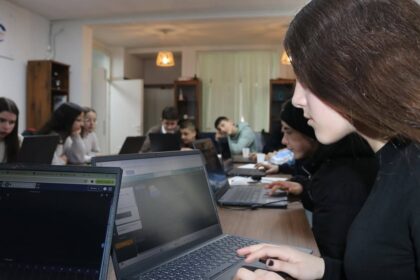 AVOKO RIINALNI CENTAR U DRAGAŠKU KOJI TEHNOOLGIJA DECE AVOKO OMLADINSKI CENTAR U DRAGAŠU NASTAVLJA…