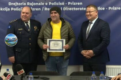 Opojanski novinar Nuhi Salihu počašćen je zahvalnošću novinara Kosovske policije iz Opoje, Nuhi Salihu, čast mi je…