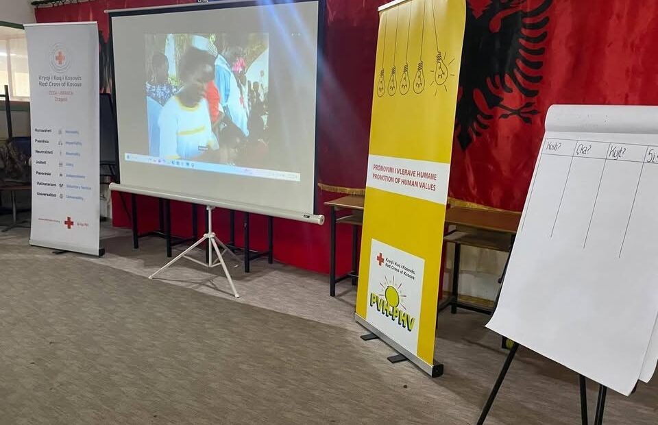 Srednja škola Ruždži Beriša razvija radionicu za promovisanje ljudskih vrednosti u srednjoj školi Lar…