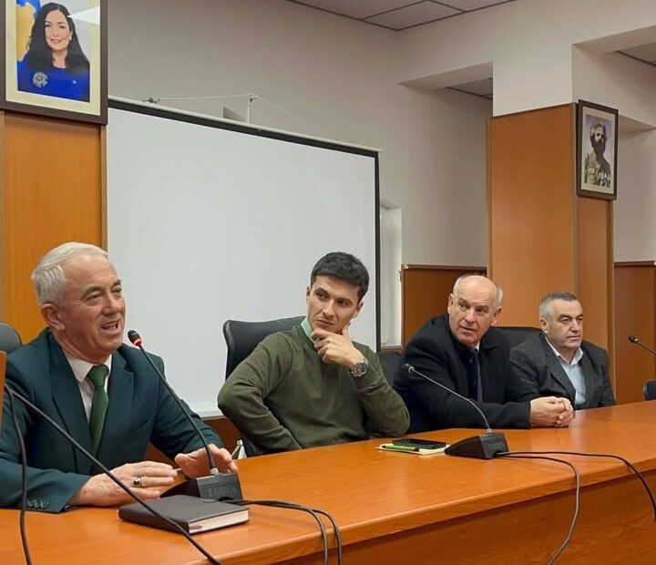 UML studenti Ruzhdzi Berisha) dovršiti projekat kritičkog razmišljanja i građanskog aktivizma u srednjoj školi…