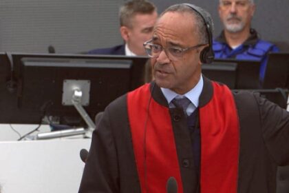 Tačijev američki advokat optužuje haškog tužioca za aroganciju i nepoštovanje prema međunarodnim diplomatama…