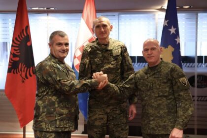 Komandant KSF prisustvovao je sastanku trilata sa načelnikom štaba Albanije i komandantom Hrvatske…