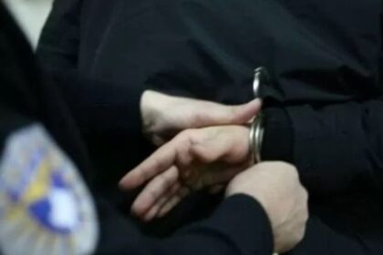 Dragaš: Kanos policijski zvaničnici, osoba je poslata da drži jednu osobu u pritvoru od strane Ko…