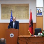 Seancë solemne në Dragash për 18-vjetorin e Pavarësisë së Kosovë Në kuadër të agjendës për shënimin e 18-vjetorit të …