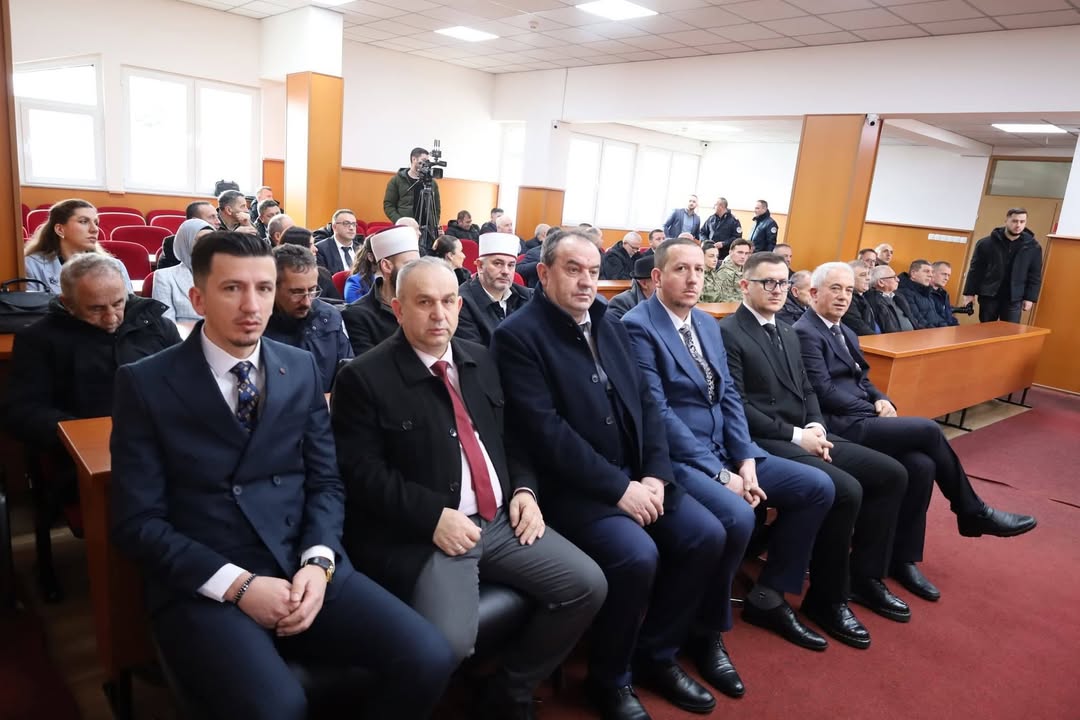 Svečana sednica u Dragašu povodom 18. godišnjice nezavisnosti Kosova na dnevnom redu za obeležavanje 18. godišnjice…