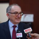 Totaj pret të Ngarkuarin me Punë të Japonisë, diskutohet thellimi i bashkëpunimit me Prizrenin Kryetari i Komunës së …