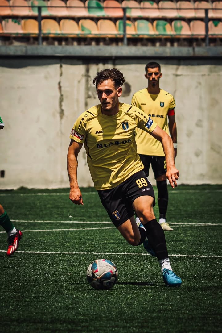 Ne mogu da verujem da si ovde.